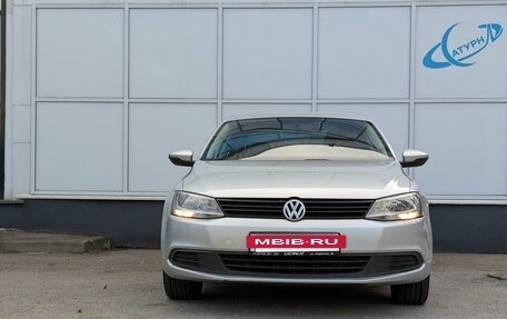 Volkswagen Jetta VI, 2012 год, 940 000 рублей, 2 фотография