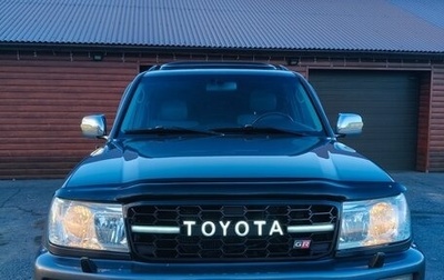 Toyota Land Cruiser 100 рестайлинг 2, 2004 год, 2 100 000 рублей, 1 фотография