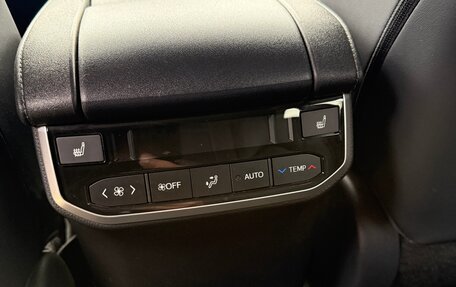 Toyota Highlander, 2024 год, 4 910 000 рублей, 13 фотография
