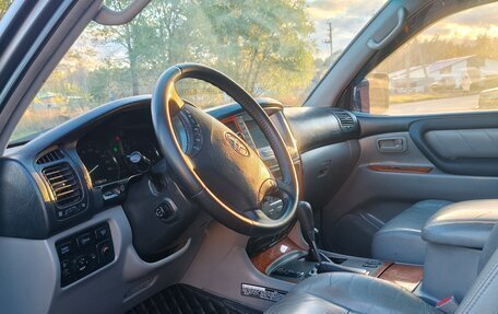 Toyota Land Cruiser 100 рестайлинг 2, 2004 год, 2 100 000 рублей, 7 фотография