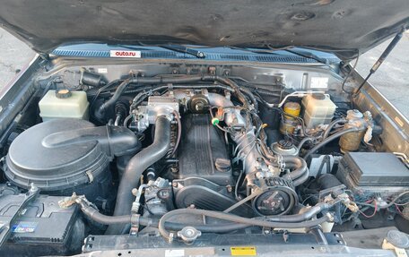 Toyota Land Cruiser 100 рестайлинг 2, 2004 год, 2 100 000 рублей, 12 фотография