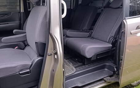 Nissan Serena III, 2006 год, 530 000 рублей, 10 фотография