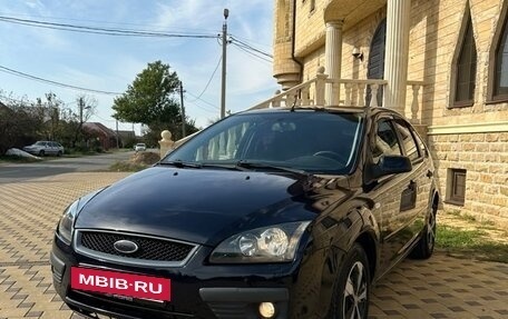 Ford Focus II рестайлинг, 2006 год, 595 000 рублей, 2 фотография