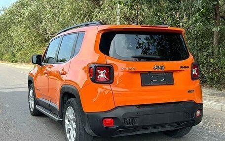 Jeep Renegade I рестайлинг, 2018 год, 1 039 000 рублей, 4 фотография