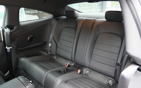 Mercedes-Benz C-Класс, 2016 год, 1 600 000 рублей, 10 фотография