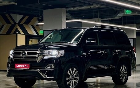 Toyota Land Cruiser 200, 2016 год, 7 200 000 рублей, 1 фотография