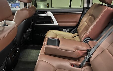 Toyota Land Cruiser 200, 2016 год, 7 200 000 рублей, 16 фотография