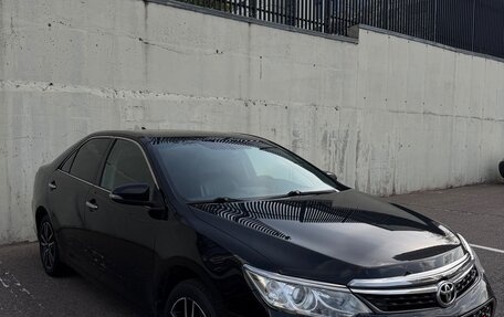 Toyota Camry, 2017 год, 2 250 000 рублей, 6 фотография