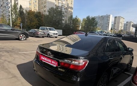 Toyota Camry, 2017 год, 2 250 000 рублей, 8 фотография