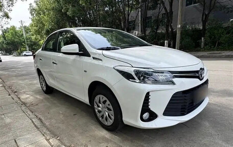 Toyota Vios III, 2022 год, 1 171 999 рублей, 3 фотография