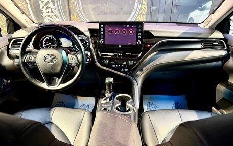 Toyota Camry, 2021 год, 3 185 000 рублей, 32 фотография