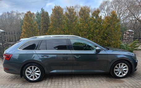 Skoda Superb III рестайлинг, 2017 год, 1 600 000 рублей, 6 фотография