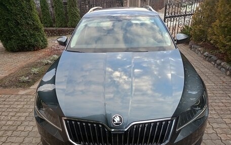 Skoda Superb III рестайлинг, 2017 год, 1 600 000 рублей, 7 фотография