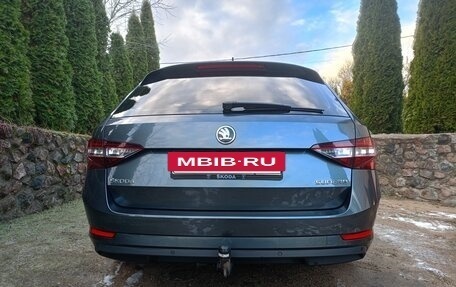 Skoda Superb III рестайлинг, 2017 год, 1 600 000 рублей, 3 фотография