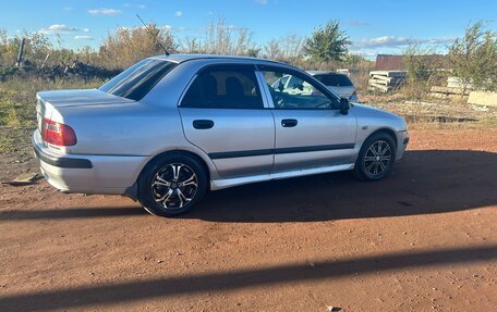 Mitsubishi Carisma I, 2003 год, 185 000 рублей, 6 фотография