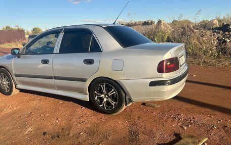 Mitsubishi Carisma I, 2003 год, 185 000 рублей, 10 фотография