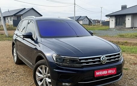 Volkswagen Tiguan II, 2017 год, 2 399 000 рублей, 1 фотография