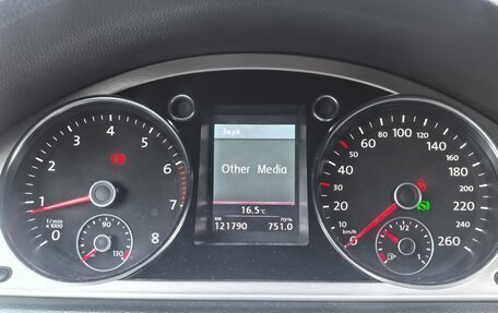 Volkswagen Passat B7, 2012 год, 1 600 000 рублей, 13 фотография