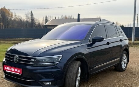 Volkswagen Tiguan II, 2017 год, 2 399 000 рублей, 5 фотография