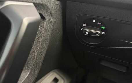 Volkswagen Tiguan II, 2017 год, 2 399 000 рублей, 13 фотография