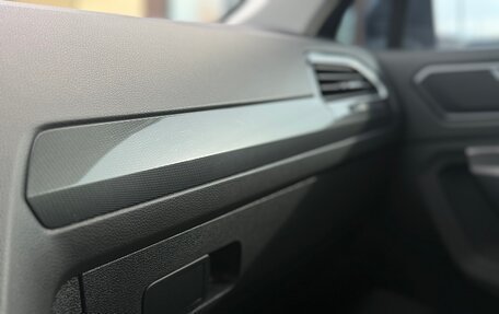 Volkswagen Tiguan II, 2017 год, 2 399 000 рублей, 15 фотография