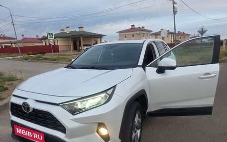 Toyota RAV4, 2022 год, 3 500 000 рублей, 1 фотография