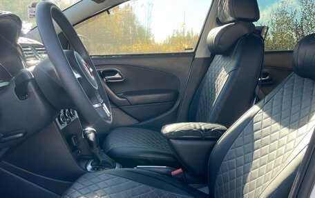 Volkswagen Polo VI (EU Market), 2014 год, 800 000 рублей, 13 фотография