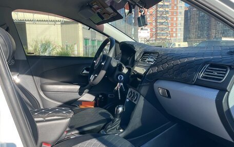 Volkswagen Polo VI (EU Market), 2014 год, 800 000 рублей, 14 фотография