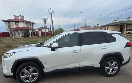 Toyota RAV4, 2022 год, 3 500 000 рублей, 4 фотография
