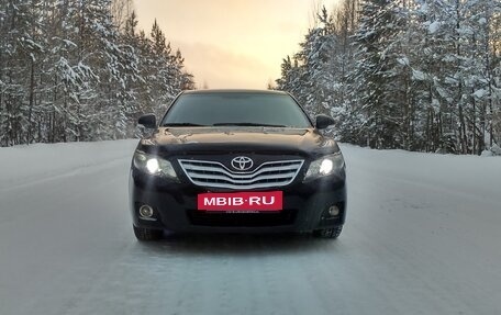Toyota Camry, 2010 год, 850 000 рублей, 9 фотография