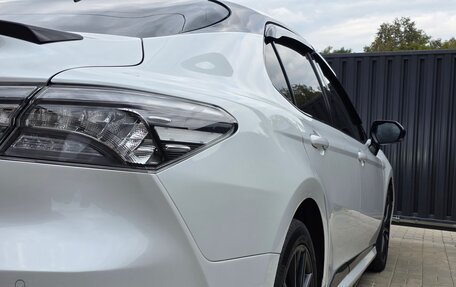 Toyota Camry, 2021 год, 2 900 000 рублей, 11 фотография
