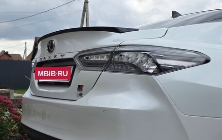 Toyota Camry, 2021 год, 2 900 000 рублей, 12 фотография