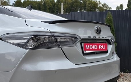 Toyota Camry, 2021 год, 2 900 000 рублей, 13 фотография