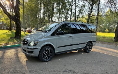 Mercedes-Benz Viano, 2013 год, 3 500 000 рублей, 2 фотография
