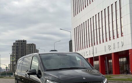Mercedes-Benz V-Класс, 2023 год, 11 500 000 рублей, 3 фотография