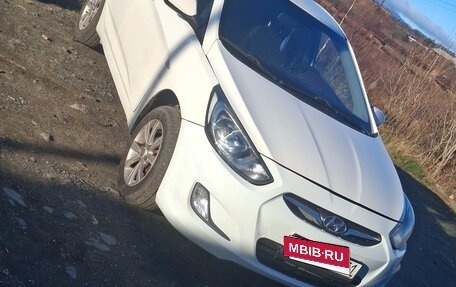 Hyundai Solaris II рестайлинг, 2011 год, 485 000 рублей, 5 фотография