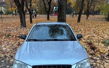 Hyundai Accent II, 2005 год, 300 000 рублей, 3 фотография