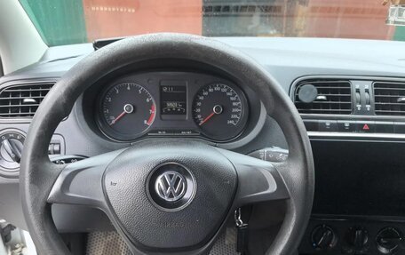 Volkswagen Polo VI (EU Market), 2018 год, 700 000 рублей, 16 фотография