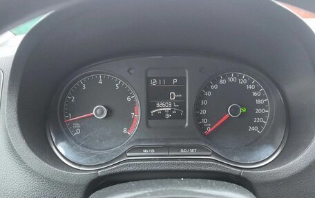 Volkswagen Polo VI (EU Market), 2018 год, 700 000 рублей, 18 фотография