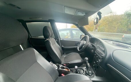 Chevrolet Niva I рестайлинг, 2011 год, 550 000 рублей, 10 фотография