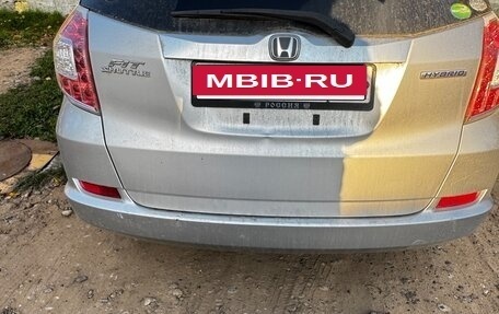 Honda Fit Shuttle I рестайлинг, 2014 год, 750 000 рублей, 2 фотография