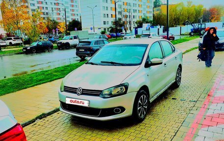 Volkswagen Polo VI (EU Market), 2013 год, 390 000 рублей, 2 фотография