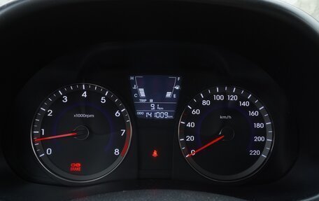 Hyundai Solaris II рестайлинг, 2011 год, 699 000 рублей, 12 фотография