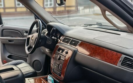 Chevrolet Tahoe III, 2008 год, 950 000 рублей, 8 фотография