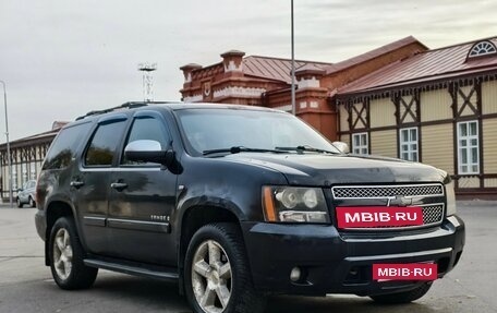 Chevrolet Tahoe III, 2008 год, 950 000 рублей, 2 фотография
