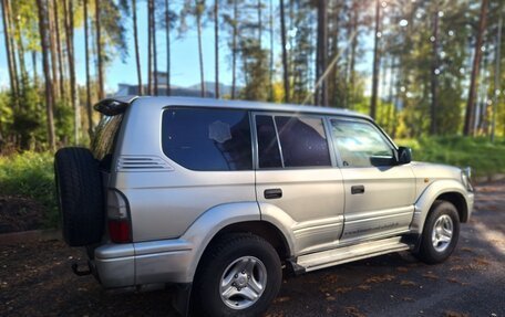 Toyota Land Cruiser Prado 90 рестайлинг, 2000 год, 798 631 рублей, 3 фотография