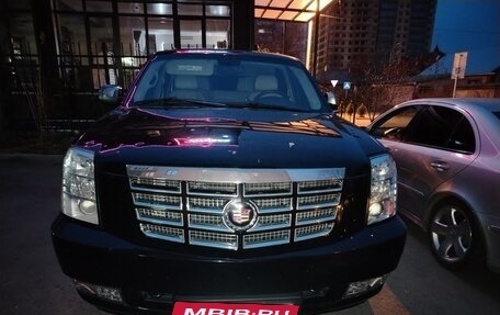 Cadillac Escalade III, 2009 год, 1 350 000 рублей, 6 фотография