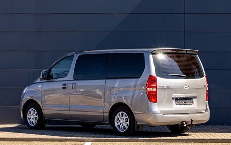 Hyundai H-1 II рестайлинг, 2014 год, 1 495 000 рублей, 4 фотография
