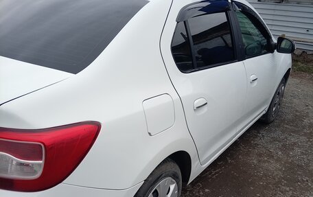 Renault Logan II, 2015 год, 500 000 рублей, 9 фотография