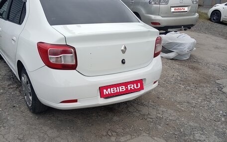 Renault Logan II, 2015 год, 500 000 рублей, 10 фотография